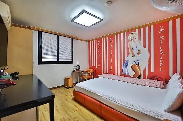 Ulsan Sinjeong-Dong Venus Motel 0*,