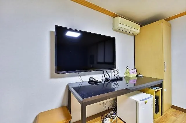 Ulsan Sinjeong-Dong Venus Motel